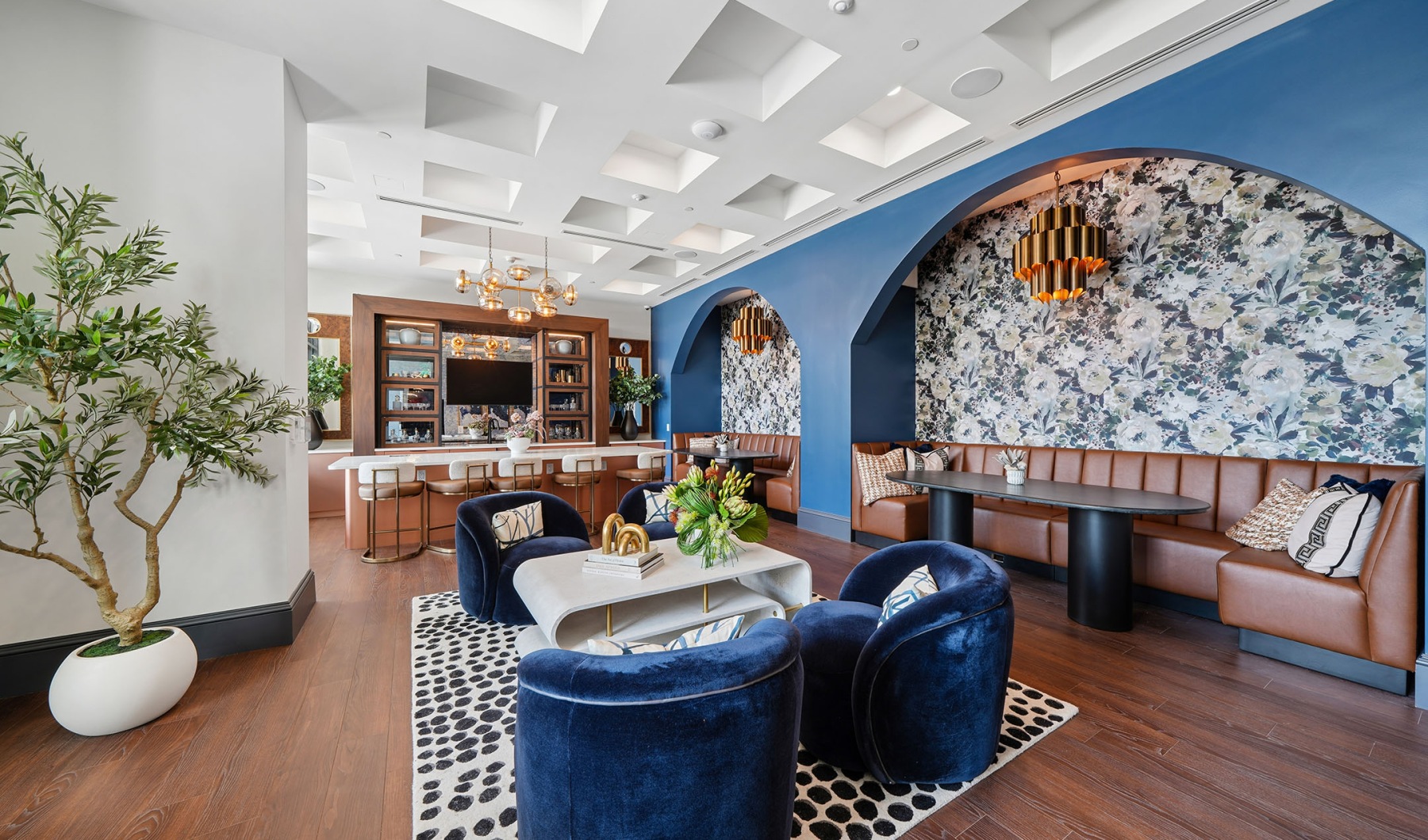 Juliette Clubhouse
