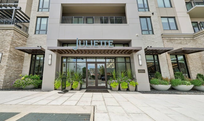 Juliette Exterior